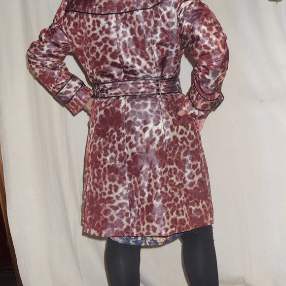 Women's Guess Jeans Jacket - Picture 4 of 5